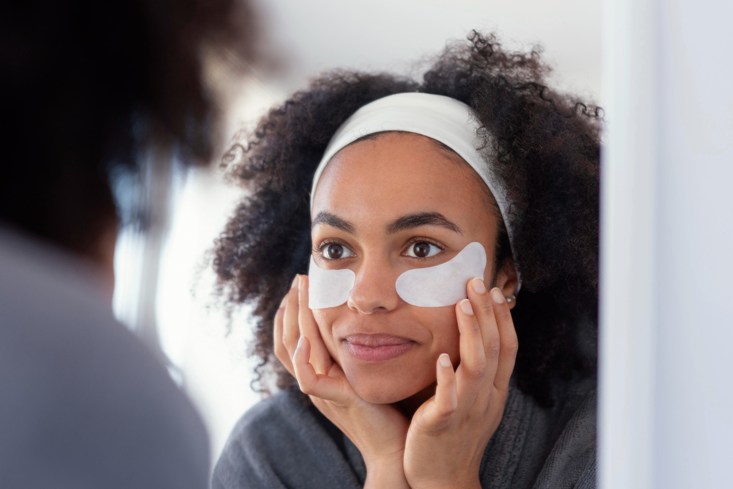 The Ultimate Guide to Acne Management for Women Under 40